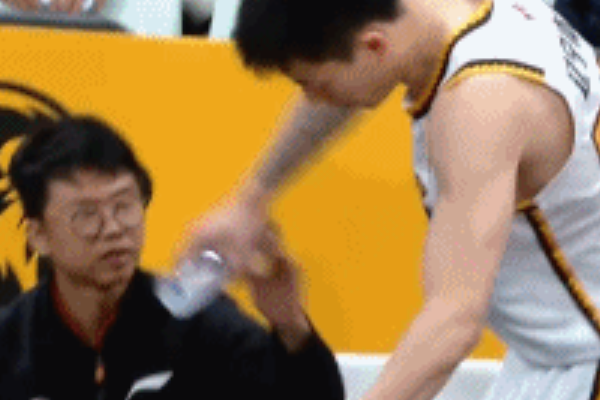  廣廈逆襲！遼寧男籃新賽季首戰(zhàn)失利遭遇慘敗